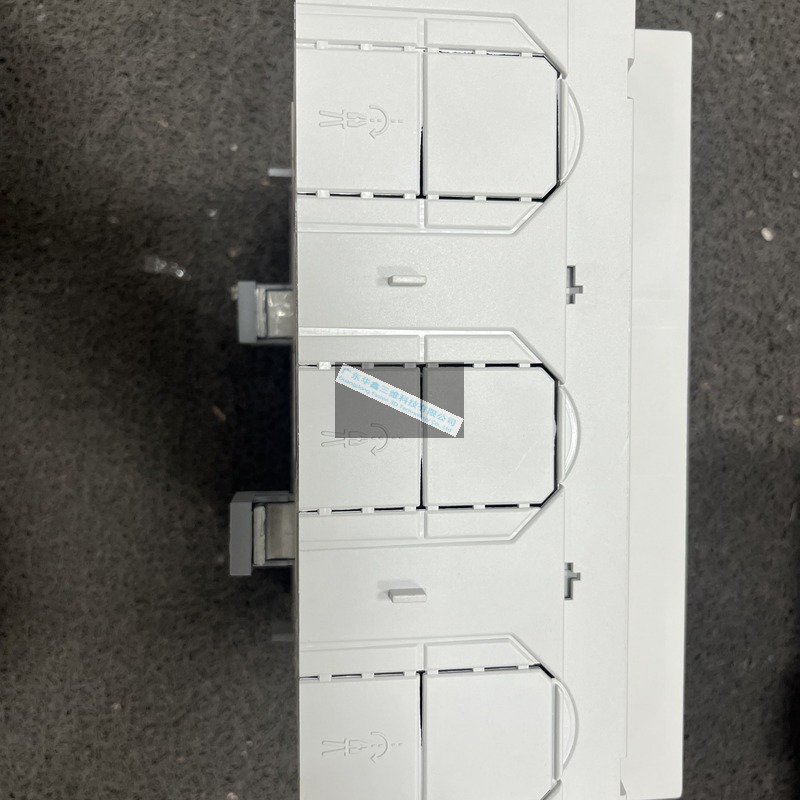RITTAL断路器SV9343310 (3).jpg