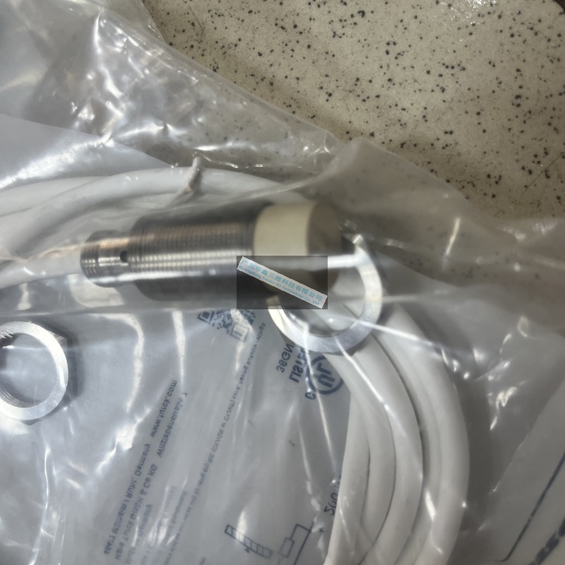 turck接近开关NI15U-EM18WD-AN6X (2).jpg